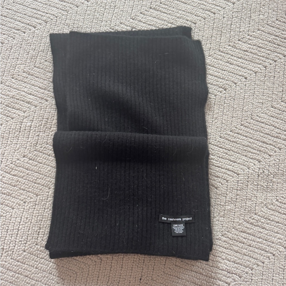 The Cashmere Project Black Ribbed Scarf